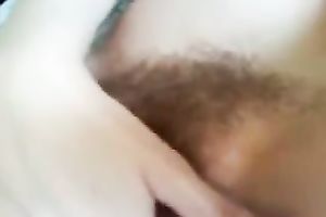 Just fucking myself in the cunt with my hairbrush on cam