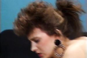 She just love the way that babe got drilled from behind