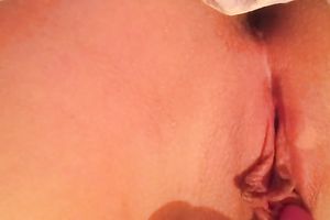 Using pink sex toy cute chick of mine was teasing her hairless vagina
