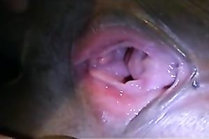 Magnificent seductress shows off her trickling juicy love tunnel