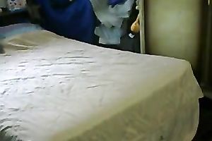 Dirty-minded black haired non-professional Hindy wifey gives a priceless HJ