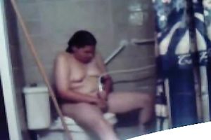 Chubby dilettante black haired nympho masturbates on the biffy bowl