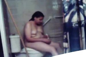Chubby dilettante black haired nympho masturbates on the biffy bowl