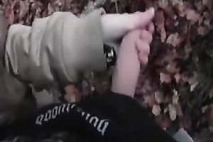 Quickie with my barefaced girlfriend in the wood