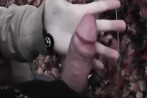 Quickie with my barefaced girlfriend in the wood