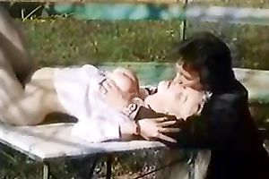 Elegantly sexy blond is giving her paramour a damn valuable oral-service