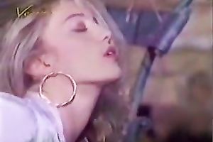 Elegantly sexy blond is giving her paramour a damn valuable oral-service