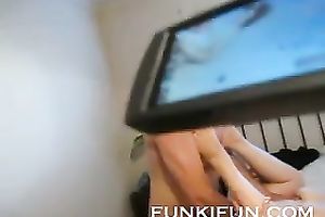 This older whore can put juvenile whores to shame when it comes to sex