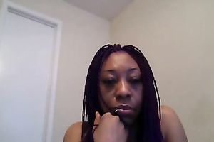 Kinky dark skinned web camera bitch showed off herself in pink stuff