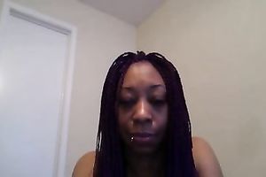 Kinky dark skinned web camera bitch showed off herself in pink stuff