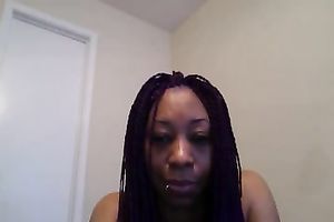 Kinky dark skinned web camera bitch showed off herself in pink stuff