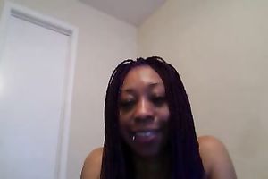 Kinky dark skinned web camera bitch showed off herself in pink stuff