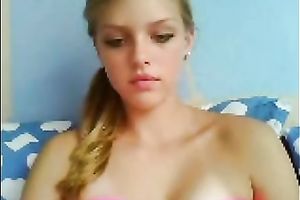 Mesmerizing blond beauty got rid of her pink stuff to show me her love melons