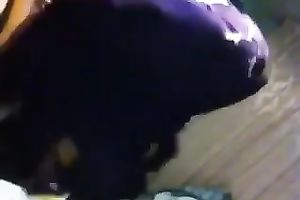 Horn-mad black haired Latina girlie bonks with sex machine in her bedroom