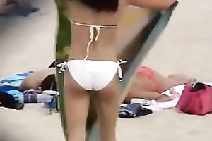 A lot of nice-looking goddesses in one movie scene are for u