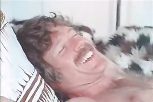 This is how my auntie used to have pleasure with 2 males back in the 80's