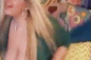 Extremely breasty blond livecam sweetheart flaunts her cleavage