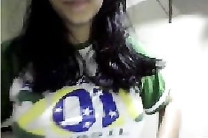 Nerdy girl with marvelous face really has a couple of stunning boobies