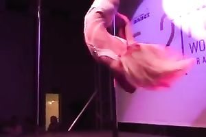 Amazing solo episode with a outstanding blond pole dancer