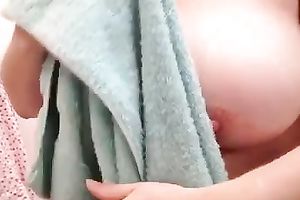 Drying her large mambos, nipps & hirsute bush in washroom