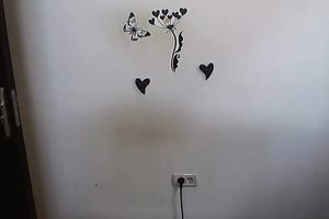 This heavily stacked livecam model is not truly a nerd