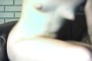 Cock hungry chick loved to suck 2 large rods in her bedroom