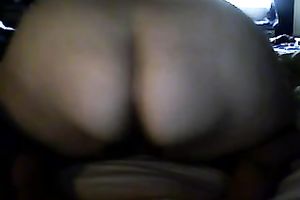 Fat web camera wench showed me off her ginormous 200 lbs butt