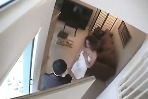 Slutty Wife paying for pizza