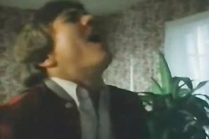 Salacious blonde nympho knows how to give excellent head