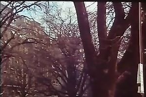 Kinky and still hawt housewife loved to feel what it is to receive drilled hard