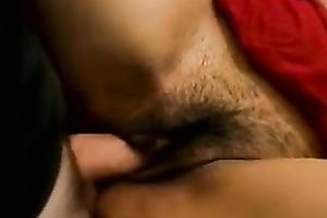 Amateur Indian wench with shaggy bawdy cleft is willing to serve dongs