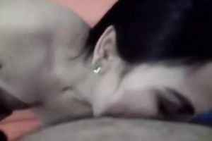 Hungry for rod dilettante Indian girl gives head and fucks missionary style