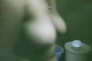 Poor Indian mom is rubbing her body with wet towel
