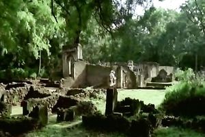 Exotic swarthy hottie with lea body gives head to white chap