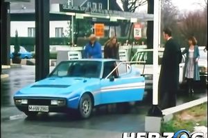 Busty brunette hair cutie strokes shlong and makes him cum on her chin