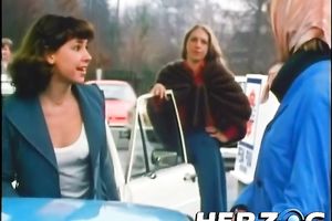 Busty brunette hair cutie strokes shlong and makes him cum on her chin