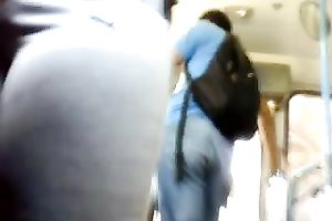 I love spying on bulky ass women on the public transportation