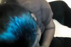 Super lustful Indian babe knows how to give a fine head