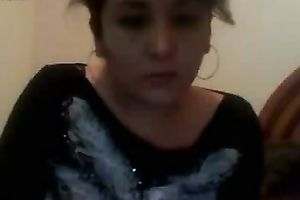 Cute exotic dark brown lastly flashes her slit on web camera
