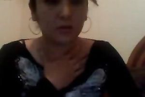 Cute exotic dark brown lastly flashes her slit on web camera