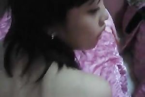 Screwing a slender Malay hawt prostitute in her bedroom