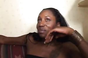 Vivacious dark strumpet receives her curly kitty pounded coarse