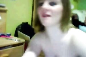 My insanely kinky girlfriend sucks my knob in front of the web camera