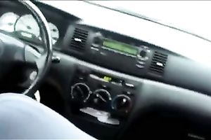 My milf ebon wench sucks my pecker during the time that I drive a car