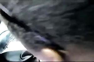 My milf ebon wench sucks my pecker during the time that I drive a car