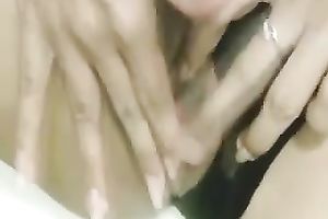 Sensual dark brown latin babe girlfriend masturbates and squirts