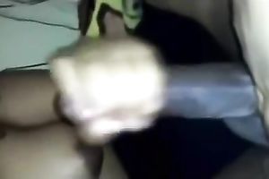 Dissolute Indian employee gives tugjob to a sexually excited boss