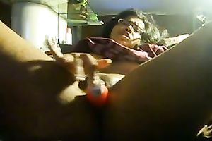 Fat black skin hoe with miniature tits pleases herself