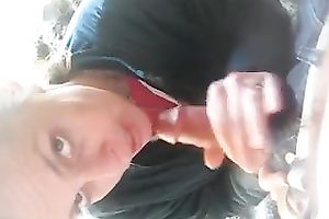 Nice quick oral job outdoors from my college ally