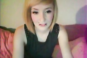 Amateur slim hottie on web camera is proudly demonstrating her diminutive wazoo